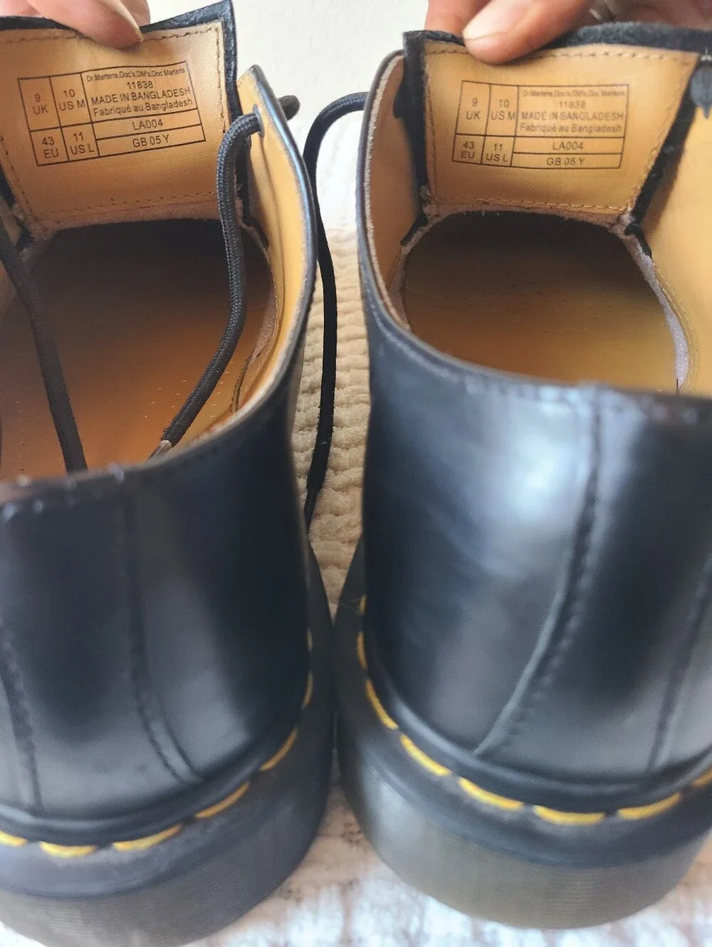 Dr. Martens Classic Black Leather Oxford Shoes Men's Size 10